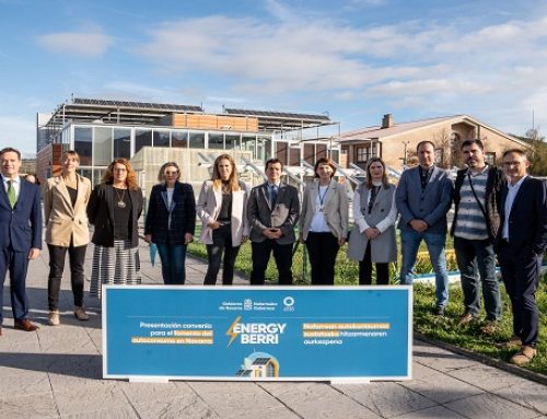 Navarra firma un acuerdo pionero con las distribuidoras de energía para fomentar el autoconsumo