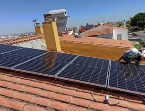 El autoconsumo alcanza ya 1.560 MW, el 11% de la potencia renovable instalada en Andalucía